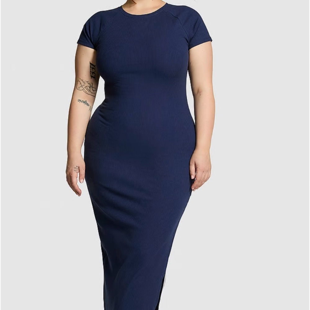 Victoria’s Secret PINK
CONTOUR RIBBED Maxi DRESS Navy Blue
